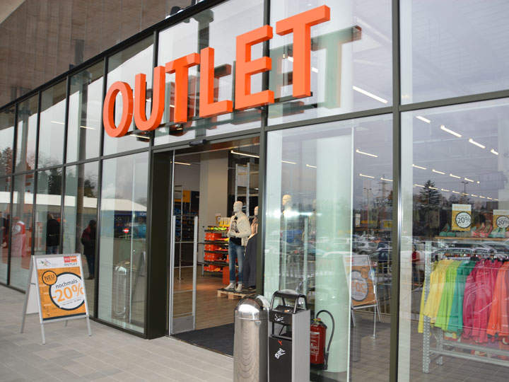 Gigasport Outlet Shopping West Graz